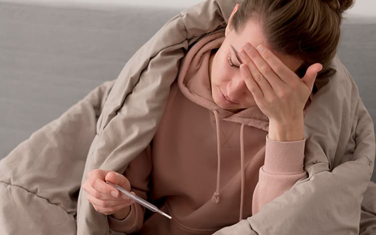 Fiebre prolongada o recurrente